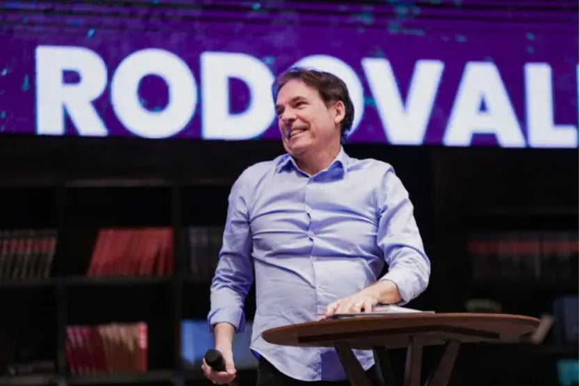 TV de igreja de apoiador de Bolsonaro recebeu R$ 3,7 milhões do governo