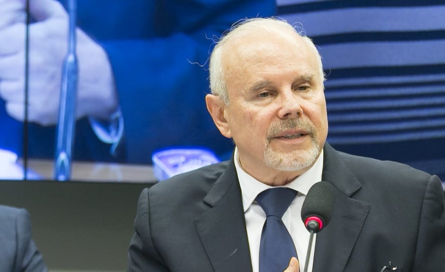 Mantega diz que não fará parte de eventual governo Lula