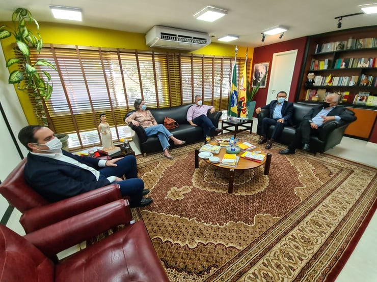 Apoio a Lula: reunião do PSB será apenas a primeira de uma série de encontros
