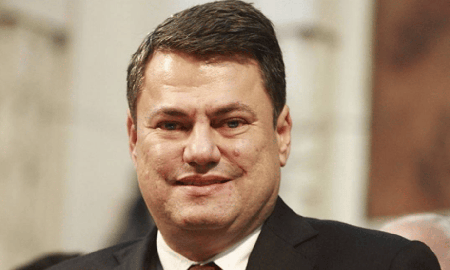 Justiça do Rio afasta deputado por participação em organização criminosa