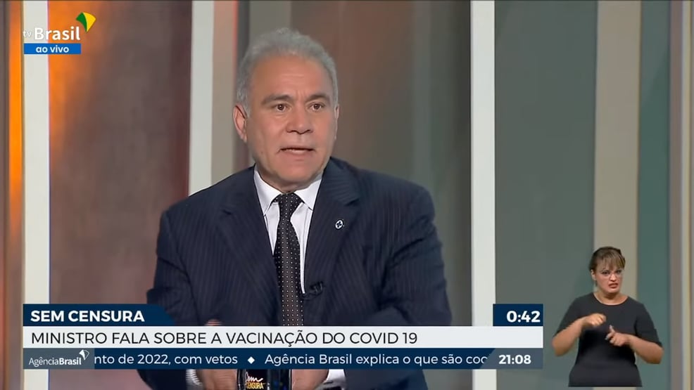 Queiroga diz à TV Brasil que cloroquina não funciona, mas não critica nota antivacina