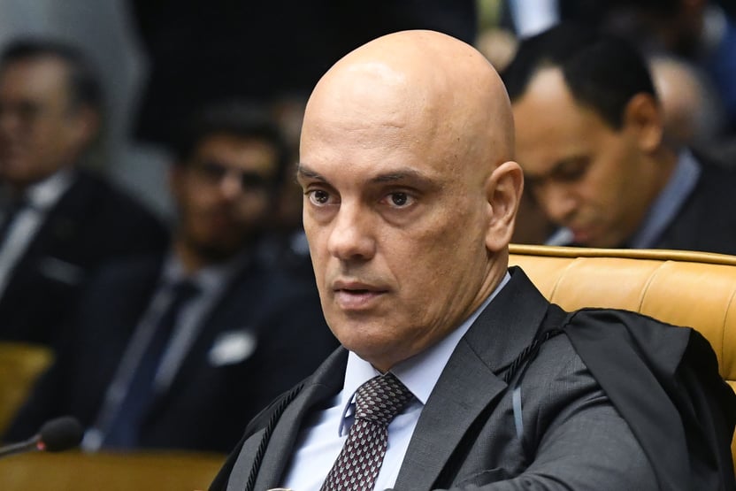 Os imbecis e a liberdade de expressão