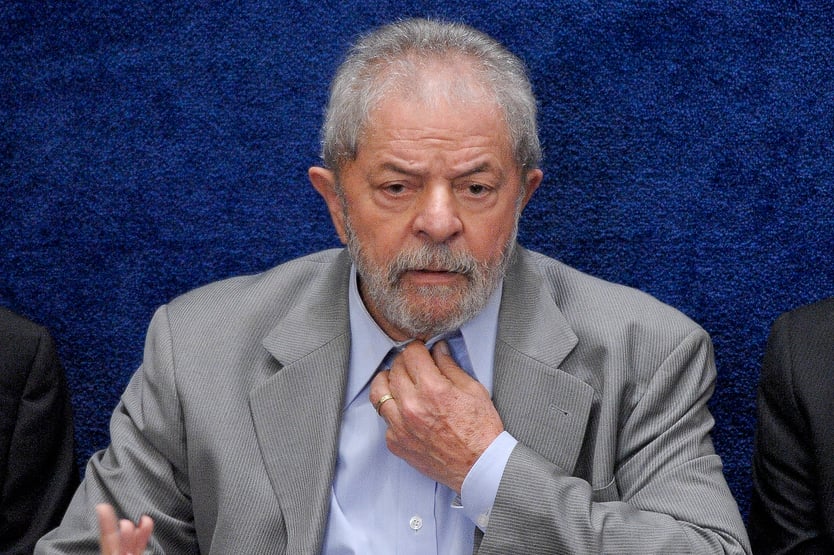 Campanha de Lula mantém plano de rever lei trabalhista