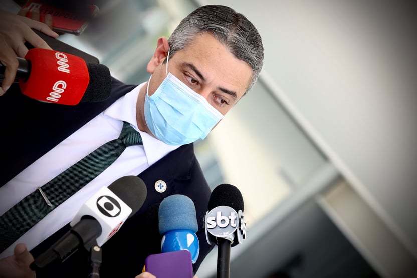 Ao STF, Angotti Neto diz que tabela antivacina assinada em 2022 se baseava em estudos antigos