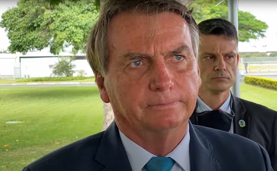Bolsonaro, sobre revisão da vida toda do INSS: “Querem quebrar o Brasil”