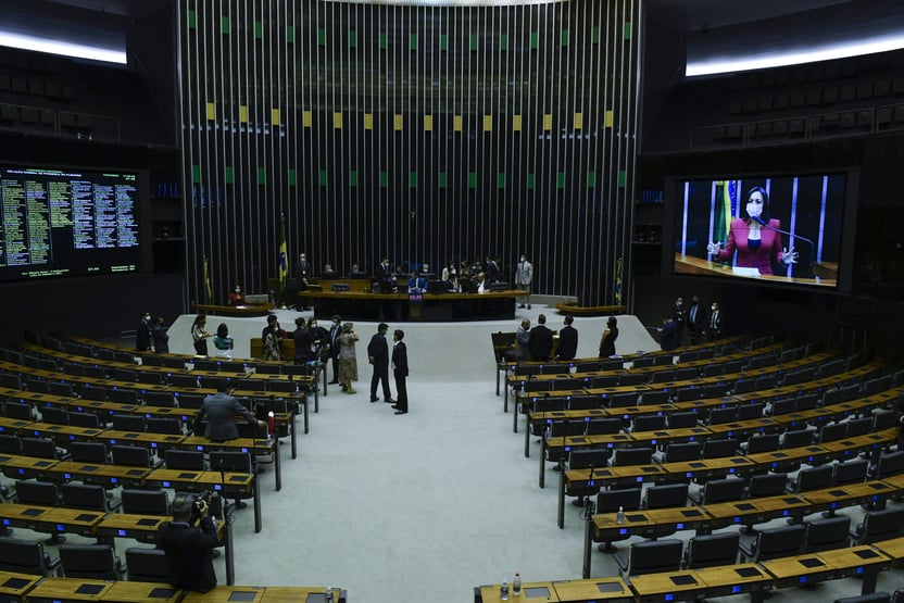 Parlamentares se movimentam para aprovar “Centrãoduto”