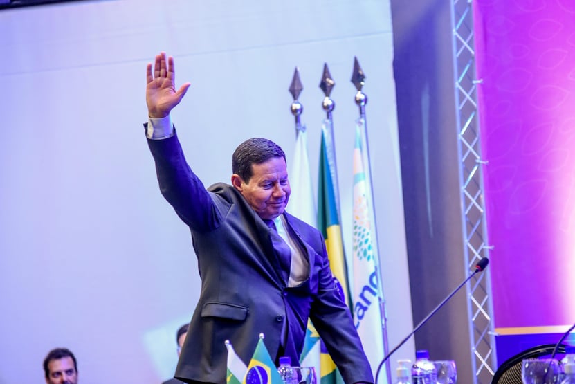 CPI da Petrobras “não vai nem andar”, diz Mourão