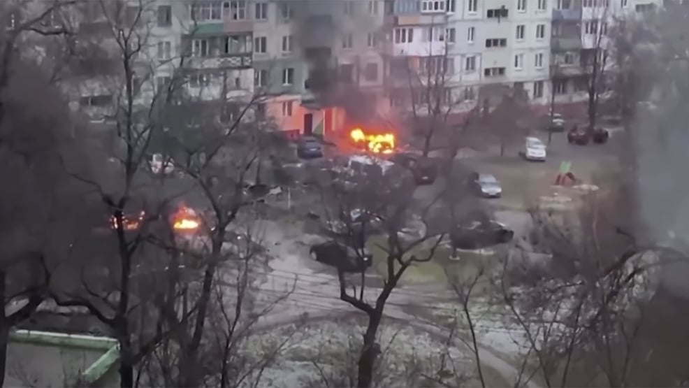 Ucrânia acusa Rússia de bloquear evacuação em Mariupol