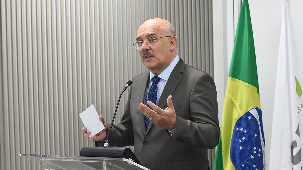 Juiz decretou a prisão de Milton Ribeiro por receio de destruição de provas