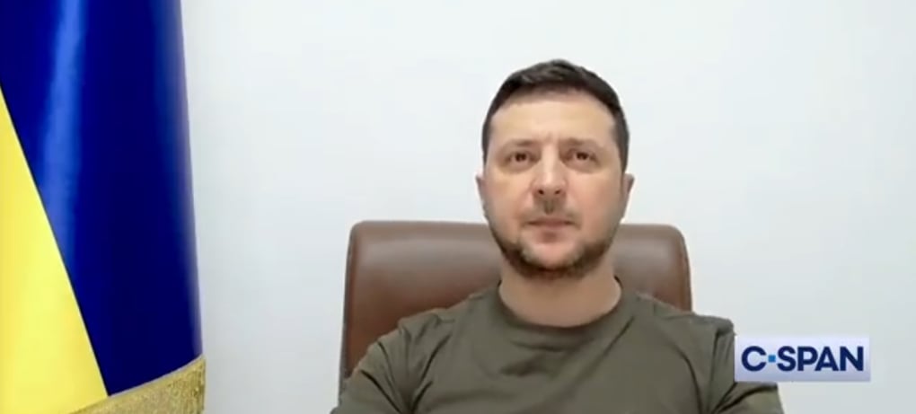 Zelensky pede que Reino Unido reconheça Rússia como estado terrorista