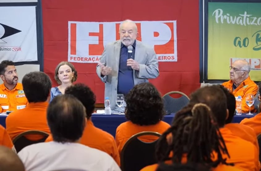 Lula compara Petrobras a Jesus Cristo
