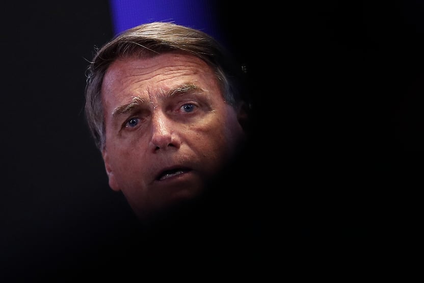 Em 35 dias, gastos de Bolsonaro com cartão corporativo chegam a R$ 4,2 milhões