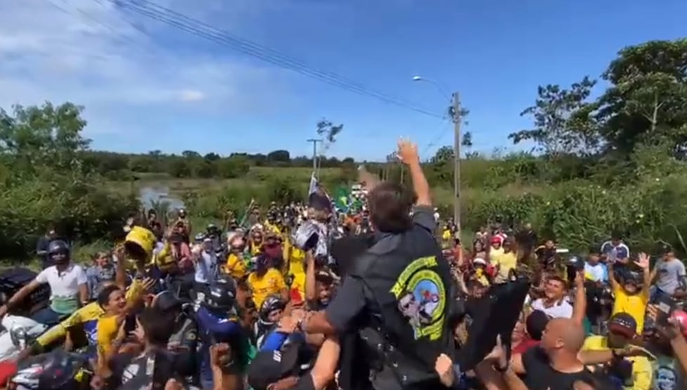 No Pará, Bolsonaro realiza segunda motociata durante expediente na semana