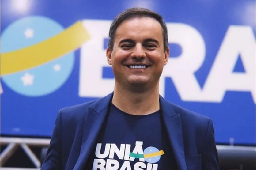 PL aguarda União Brasil para definir palanque de Bolsonaro no Ceará