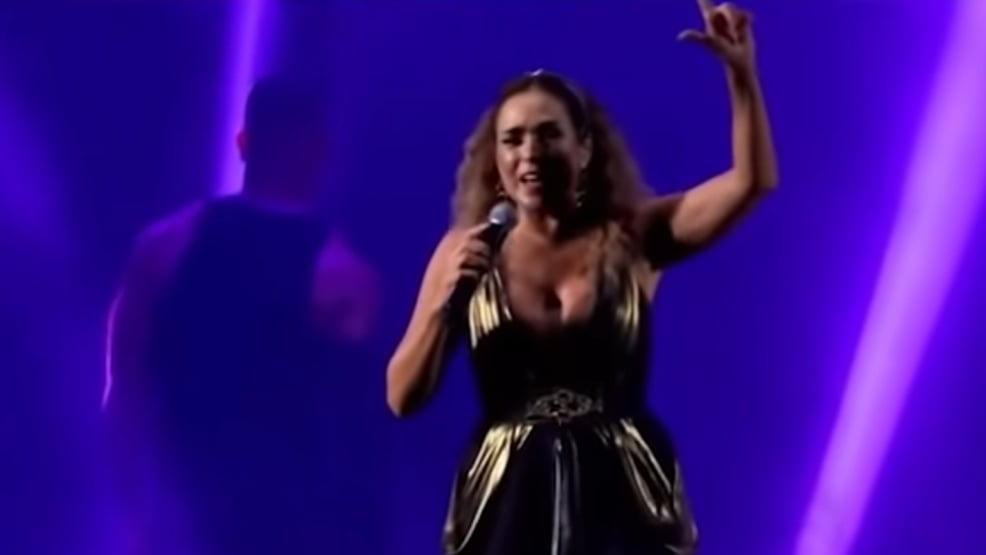 Daniela Mercury processa Eduardo Bolsonaro