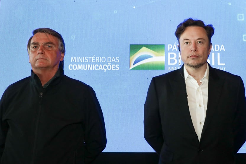 SpaceX vai lançar dois satélites brasileiros