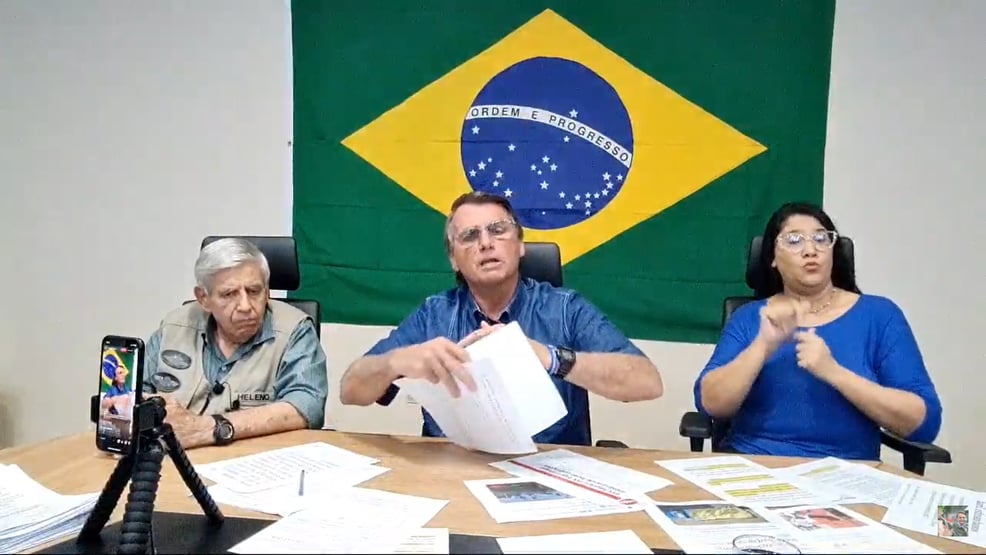 Bolsonaro diz que PL vai contratar auditoria externa para as eleições