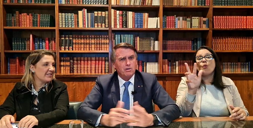 Bolsonaro promete negociar com sindicatos reajuste para servidores