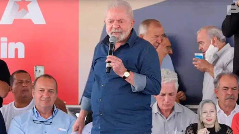 Lula promete abolir teto de gastos; assista