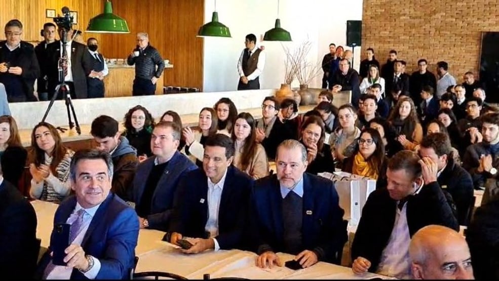 Ida de Toffoli a encontro com Musk incomodou ministros do STF