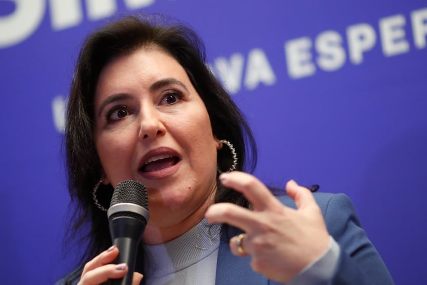 Bolsonaro não tem força para golpe, diz Simone Tebet