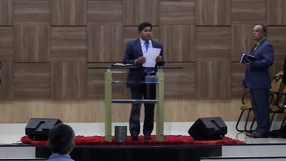 Vídeo: pastor lobista pede ajuda para obra “em nome de Jesus”