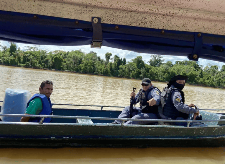 Suspeito por desaparecimento na Amazônia diz que foi torturado por PM
