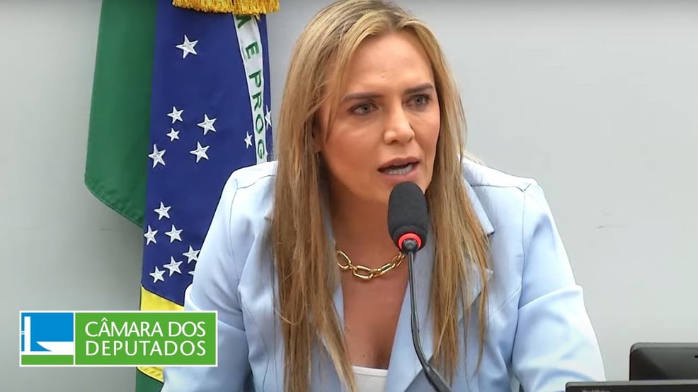 Cai principal kit-obstrução da PEC kamikaze na comissão especial