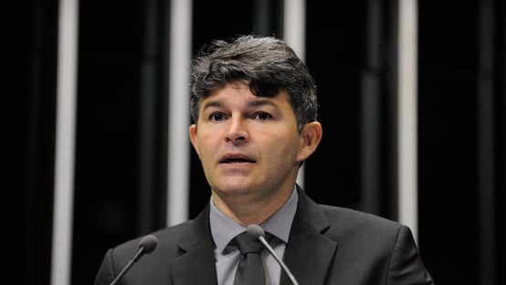 Candidata de Bolsonaro no Mato Grosso chorou e disse que Jesus avisou que ela vai ganhar