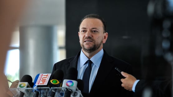 Bolsonaro humilha as pessoas, diz prefeito de Araraquara