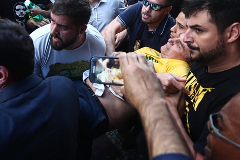 “Requentar a facada só ajuda Bolsonaro”