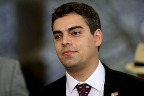 Novo lidera Ranking dos Políticos