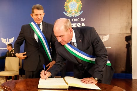 A ideia de Vitor Hugo sobre golpe sanitário partiu do Ministério da Defesa