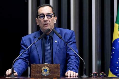 “O que O Antagonista revelou é estarrecedor”, diz Kajuru, sobre negócios da família de André Mendonça