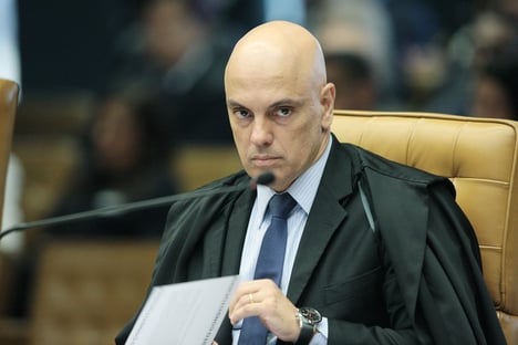 PF entrega material apreendido na Operação Spoofing a Moraes
