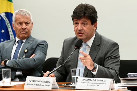 Número 2 da Saúde é cotado para suceder Mandetta