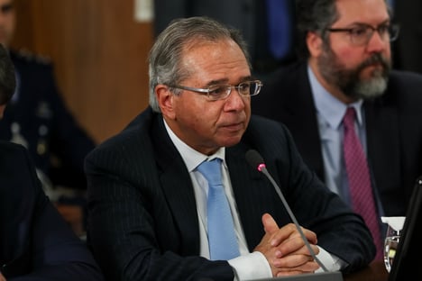 Cabe a Guedes decisão sobre comando do Coaf, diz Bolsonaro