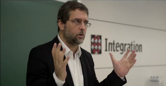 Um dos fundadores do Novo se desfilia e chama Amoêdo de individualista