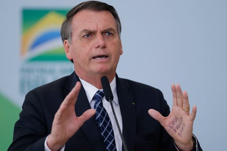 Bolsonaro diz que não quer “irmãos argentinos fugindo” para o Brasil