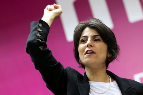 “Preciso contar com você. Dá para soltar Lula hoje. Derrubar o MPF”, escreveu hacker a Manuela DÁvila