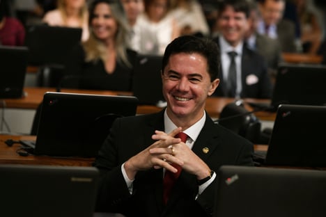 Até ministros do TCU interferem na eleição no Senado