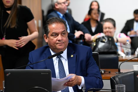 Líder do governo no Congresso não acredita em votação dos R$ 30 bi na semana que vem