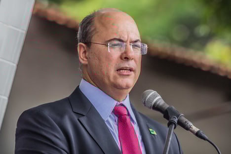 Decreto de Witzel permite internação compulsória para casos suspeitos do novo coronavírus