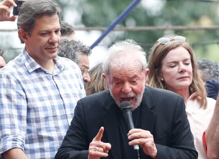 Gleisi: “Nascemos e fomos forjados na luta”