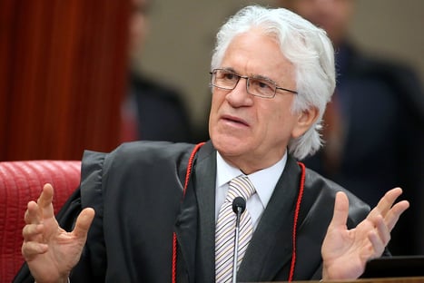 Servidores do CNJ vão ao Supremo para barrar Mário Maia