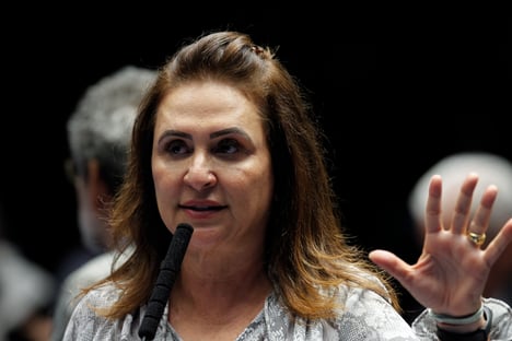 Kátia Abreu também busca embaixador da China para saber sobre vacina