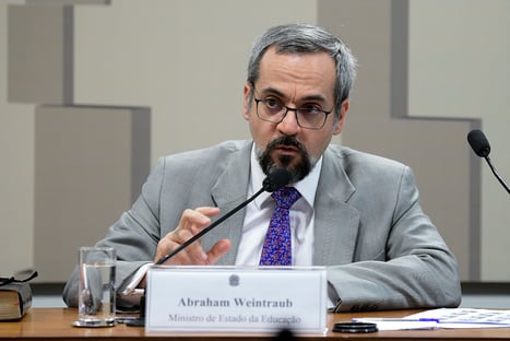 Weintraub derruba norma que incentivava cotas na pós-graduação