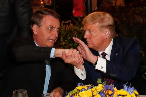Trump diz que avalia proibir viagens do Brasil aos EUA