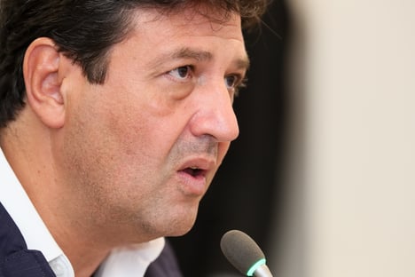 Mandetta: “Brasil acordando para a falácia do dilema economia x saúde”