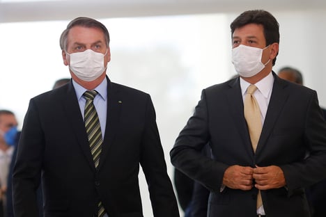 Bolsonaro deve demitir Mandetta ainda hoje, diz jornal